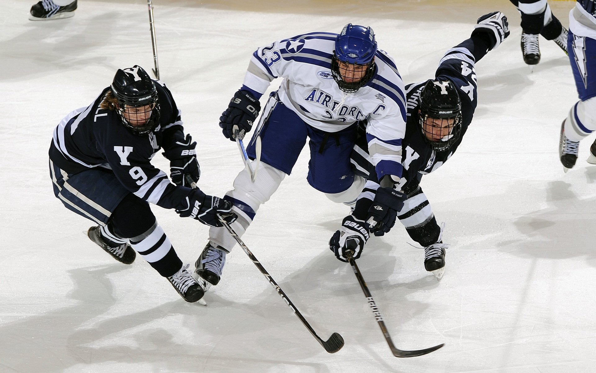 开云全站-青训中心引入系统评估工具量化球员综合表现